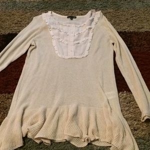 Adorable Long sleeve casual sweater size M